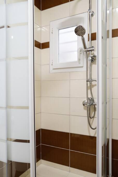 Cozy Apartment Near Airport Коропіон Екстер'єр фото